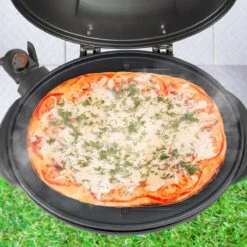 KitchenBrothers Elektrische BBQ - Met Grillplaat - Anti-aanbaklaag - Incl. Plank/Houders - Grilloppervlak 46,5x33,8cm - Tot 300°C - 2400W - Zwart 13 KitchenBrothers Elektrische BBQ - Met Grillplaat - Anti-aanbaklaag - Incl. Plank/Houders - Grilloppervlak 46,5x33,8cm - Tot 300°C - 2400W - Zwart -Keuken Benodigdheden Winkel 1200x1200 773