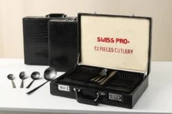 Swiss Pro+ Bestekset In Koffer-72 Delig-12 Persoons-Zwitsers Kwaliteit-Complete Set-100% Roestvrijstaal- Zwart 35 Swiss Pro+ Bestekset In Koffer-72 Delig-12 Persoons-Zwitsers Kwaliteit-Complete Set-100% Roestvrijstaal- Zwart -Keuken Benodigdheden Winkel 1200x799 47